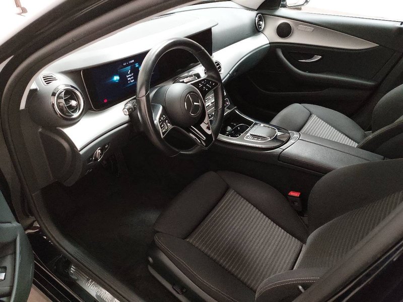 Mercedes-Benz E 300 de automatik Avantgarde • HUD • zračni ovjes — 6