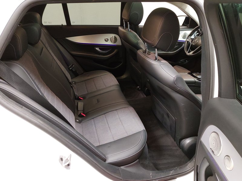 Mercedes-Benz E 220 d automatik Avantgarde • panorama • HUD — 12