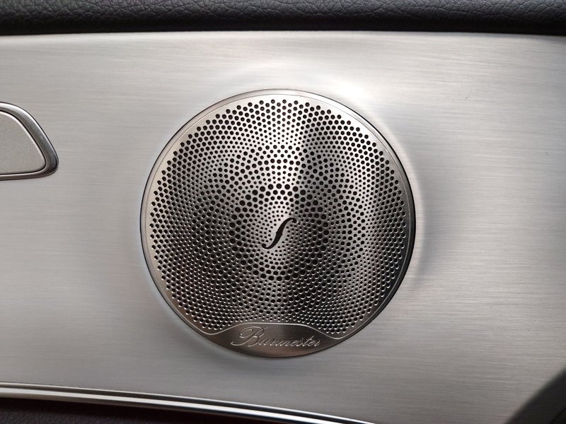 Mercedes-Benz E 220 d automatik Avantgarde • panorama • HUD — 15