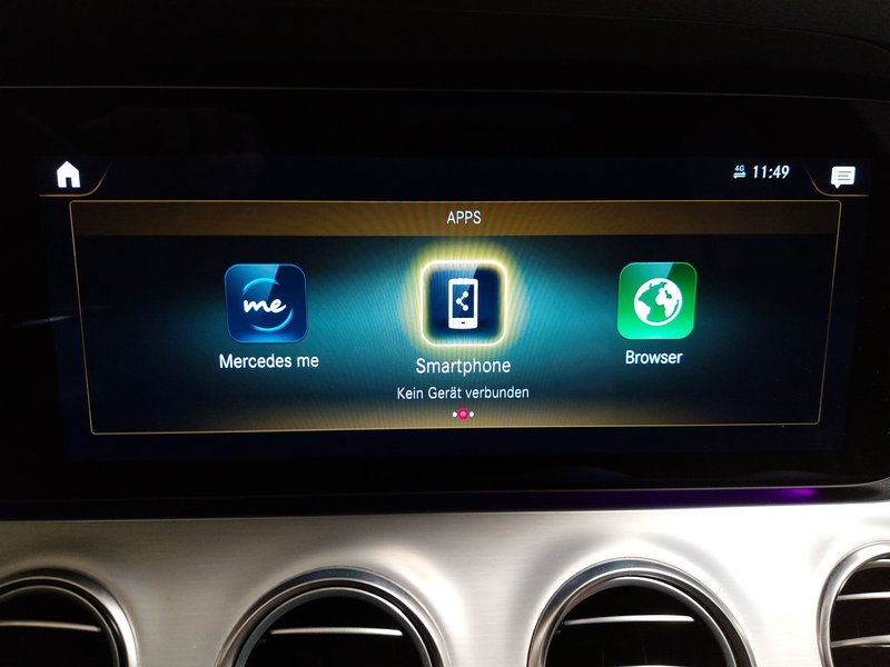Mercedes-Benz E 220 d automatik Avantgarde • panorama • HUD — 23