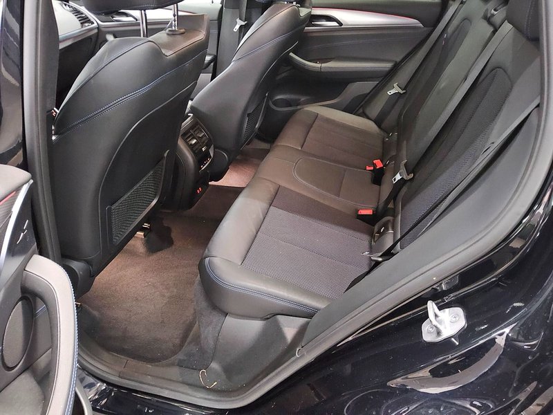 BMW X3 xDrive30i automatik M Sport • HUD • LED — 13