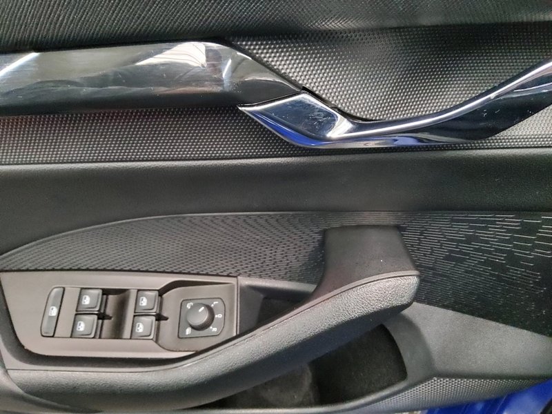 Škoda Octavia Kombi 2.0 TDI automatik Ambition • ACC • AHK — 10