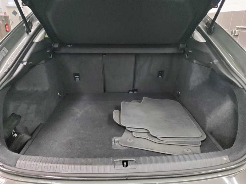 Audi Q3 Sportback 35 TDI automatik • Full LED • AHK — 12