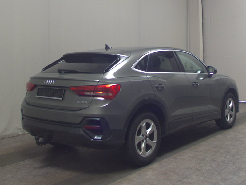 Audi Q3 Sportback 35 TDI automatik • Full LED • AHK — 4