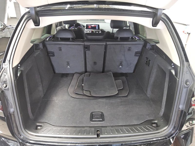BMW X3 xDrive20d automatik xLine • Full LED • koža — 12