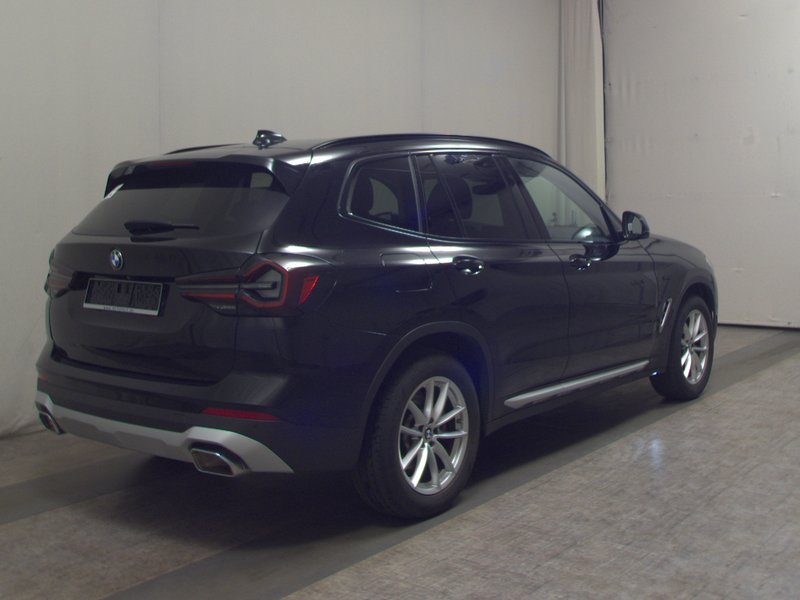 BMW X3 xDrive20d automatik xLine • Full LED • koža — 4