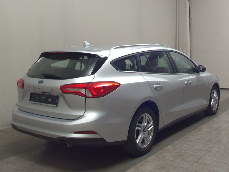 Ford Focus Turnier 2.0 EcoBlue automatik Cool&Connect • bežično punjenje — 4