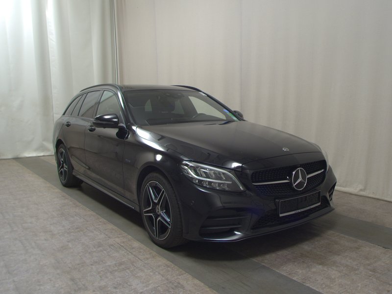 Mercedes-Benz C 300 de automatik AMG Line • 360° kamera • ACC — 3