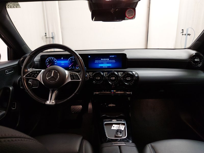 Mercedes-Benz A 180 d automatik Progressive • ACC • Full LED — 20