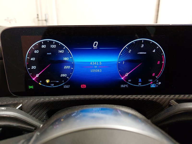 Mercedes-Benz A 180 d automatik Progressive • ACC • Full LED — 24