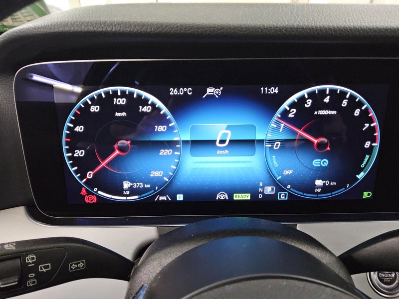 Mercedes-Benz E 300 e karavan automatik Avantgarde • ACC • LED — 8