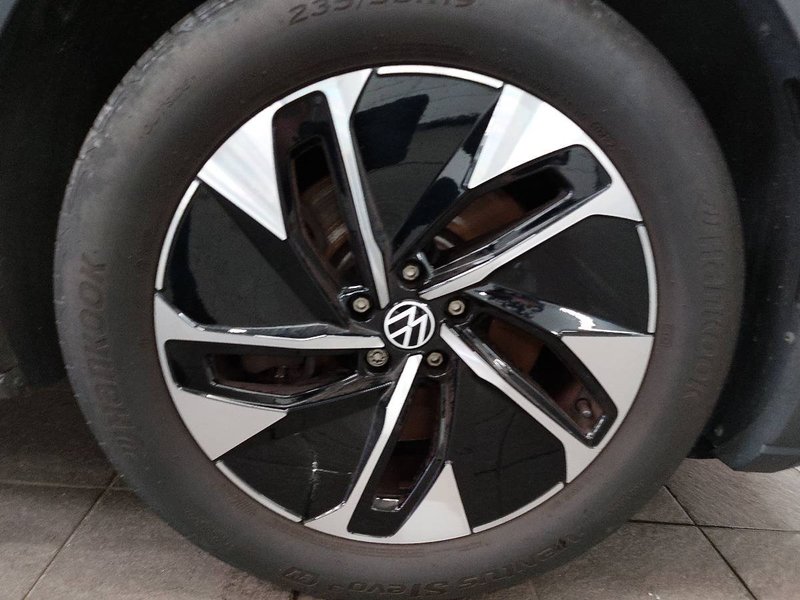 Volkswagen ID.4 Pro Performance • ACC • Full LED — 11