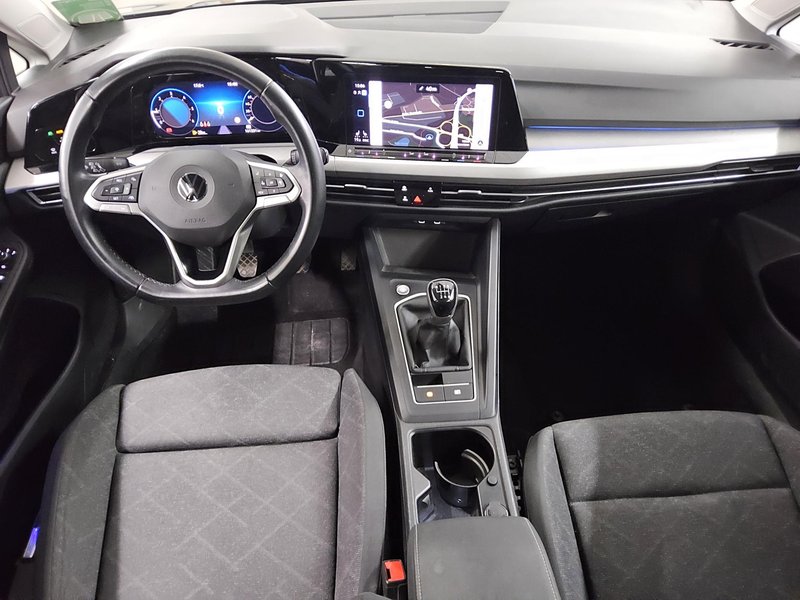 Volkswagen Golf 8 Variant 2.0 TDI Life • ACC • bežično punjenje — 5