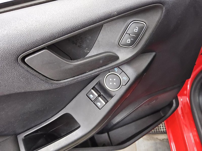 Ford Fiesta 1.0 EcoBoost Trend • LED — 9