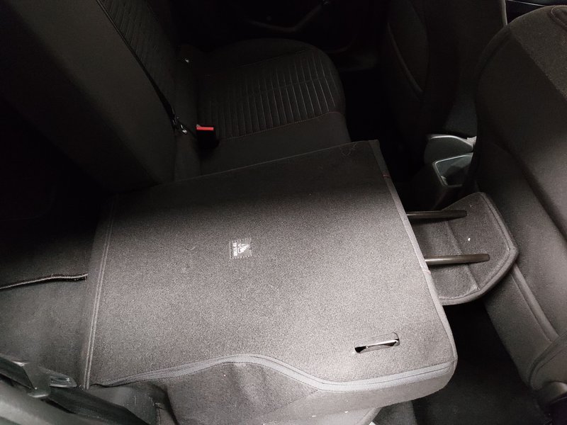 Peugeot 208 1.2 PureTech • digitalni instrumenti • grijanje sjedala — 11