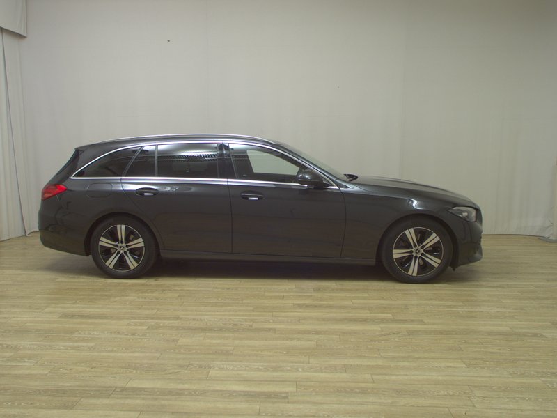 Mercedes-Benz C 220 d karavan automatik Avantgarde • ACC • LED