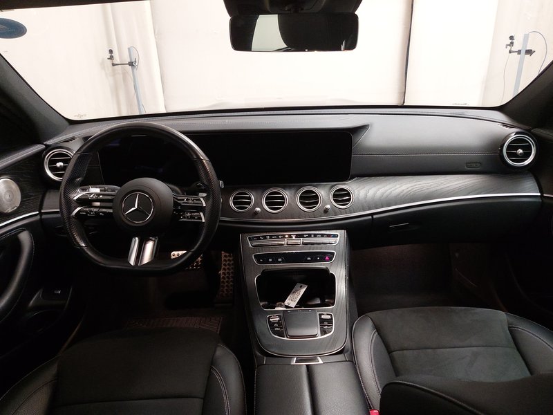 Mercedes-Benz E 300 de karavan AMG Line automatik • ACC • AHK — 19