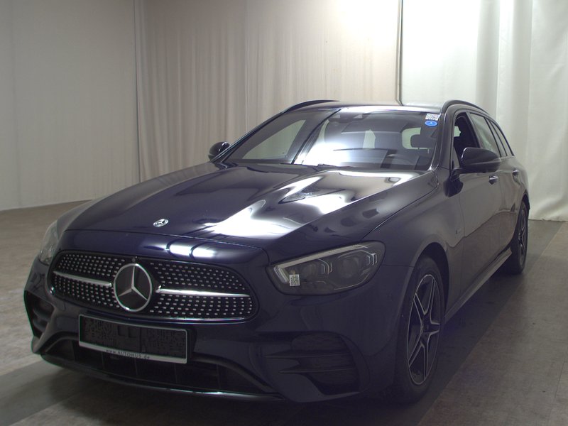 Mercedes-Benz E 300 de karavan AMG Line automatik • ACC • AHK — 2