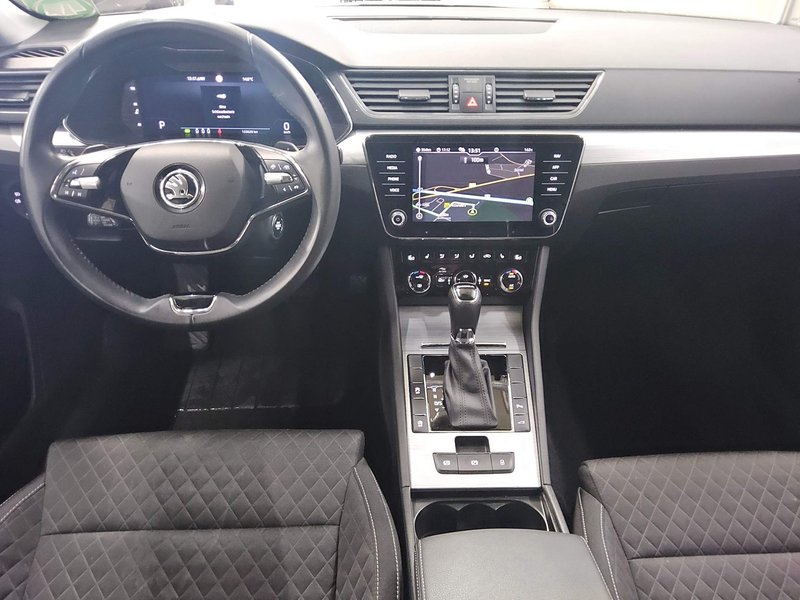 Škoda Superb Kombi 2.0 TDI automatik Ambition • ACC • električna peta vrata — 5