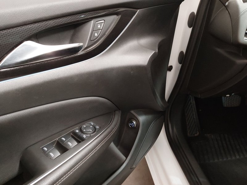Opel Insignia ST 1.5 D Business Edition automatik • LED • navigacija — 5