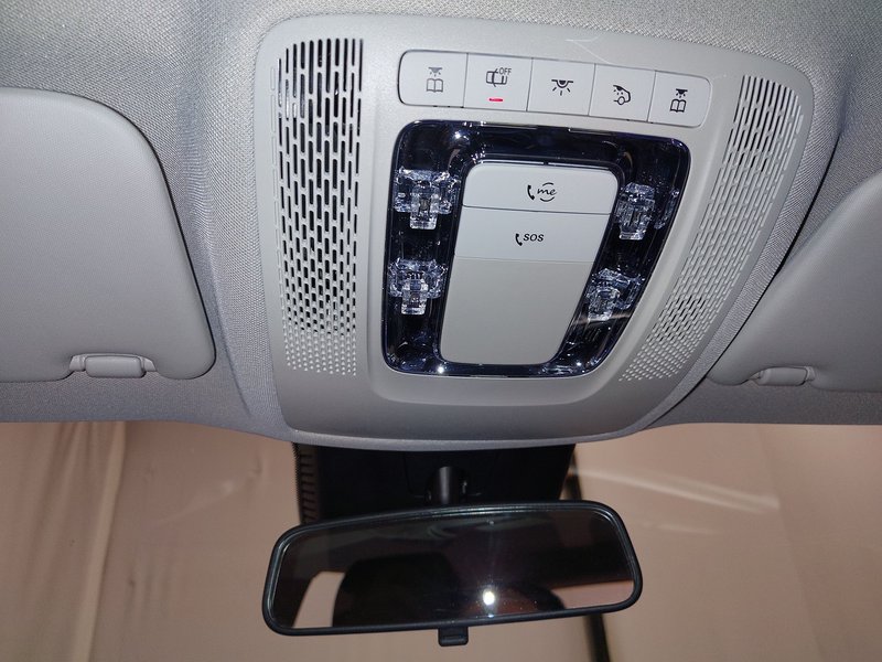 Mercedes-Benz GLB 200 d 4MATIC automatik • el. vrata prtljažnika — 13