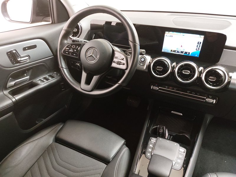 Mercedes-Benz GLB 200 d 4MATIC automatik • el. vrata prtljažnika — 18