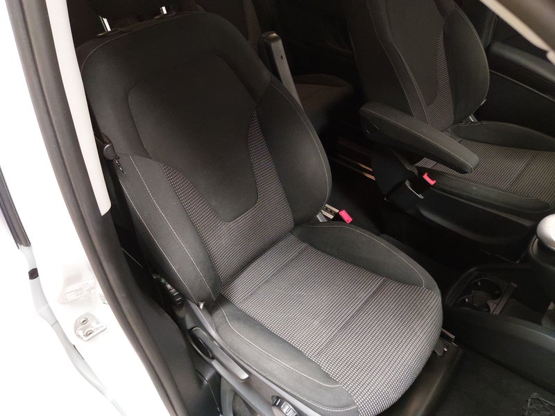 Mercedes-Benz V 250 d 4MATIC automatik Lang • adaptivni ovjes • 4x4 — 10