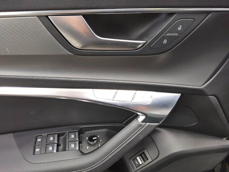 Audi A6 Avant 40 TDI automatik design • ACC • kuka za vuču — 10