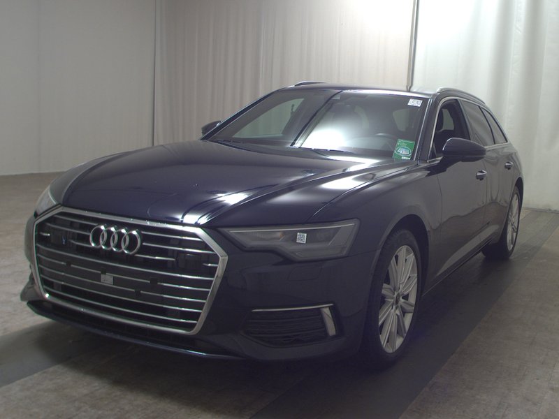 Audi A6 Avant 40 TDI automatik design • ACC • kuka za vuču — 2