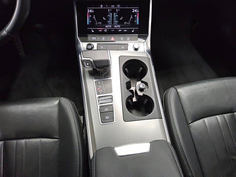 Audi A6 Avant 40 TDI automatik design • ACC • kuka za vuču — 6