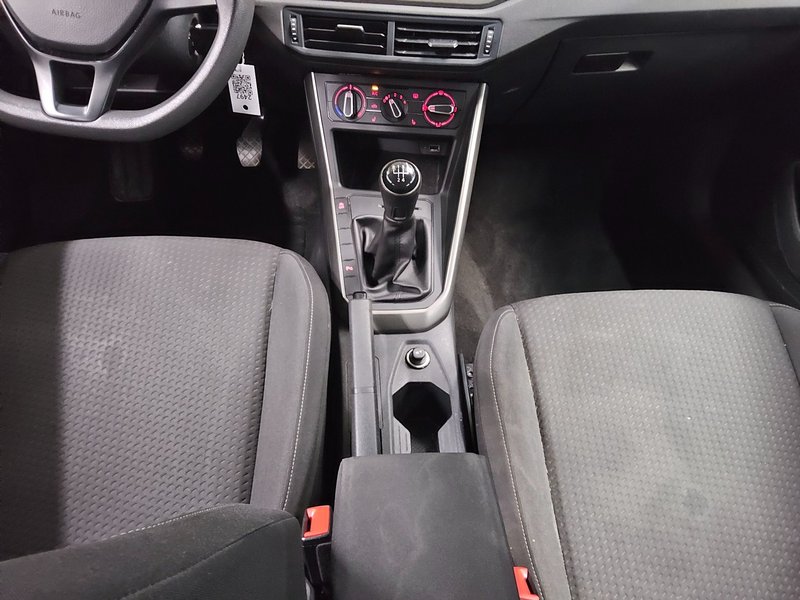 Volkswagen Polo 1.6 TDI • djelomično kožni interijer • navigacija — 6