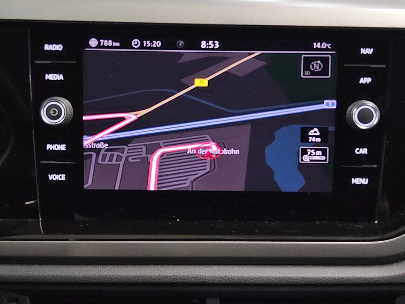 Volkswagen Polo 1.6 TDI • djelomično kožni interijer • navigacija — 7