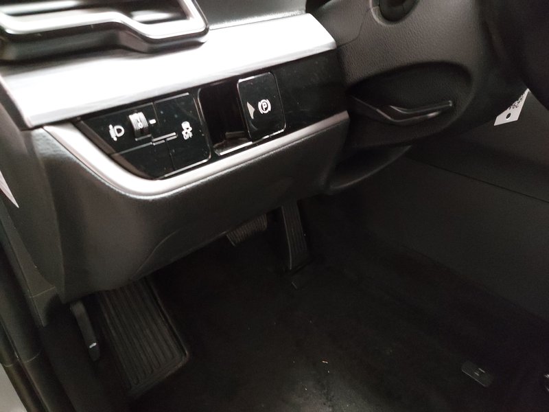 Kia Sportage 1.6 CRDI automatik Vision • ACC • LED — 7