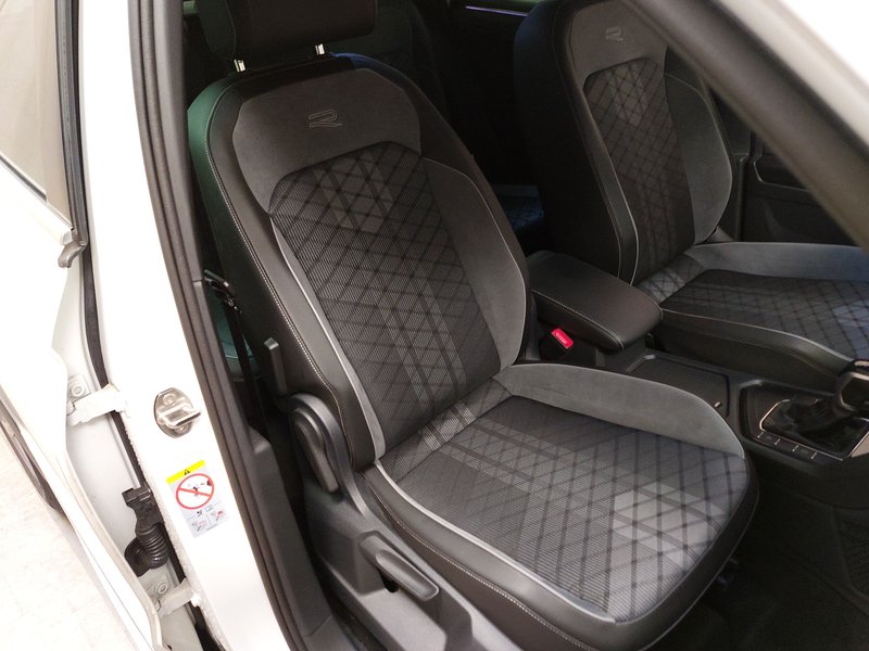 Volkswagen Tiguan 2.0 TDI R-Line • 360° kamera • električna peta vrata — 10