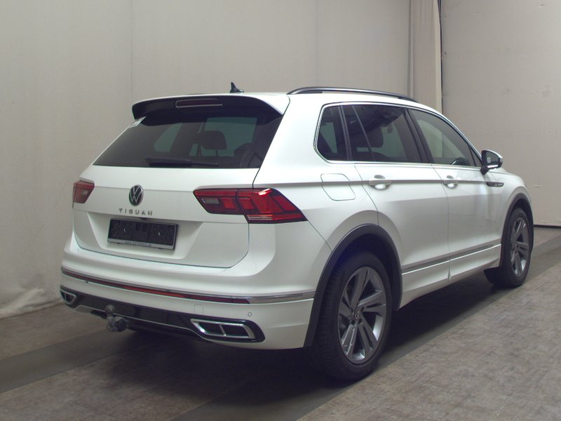 Volkswagen Tiguan 2.0 TDI R-Line • 360° kamera • električna peta vrata — 4