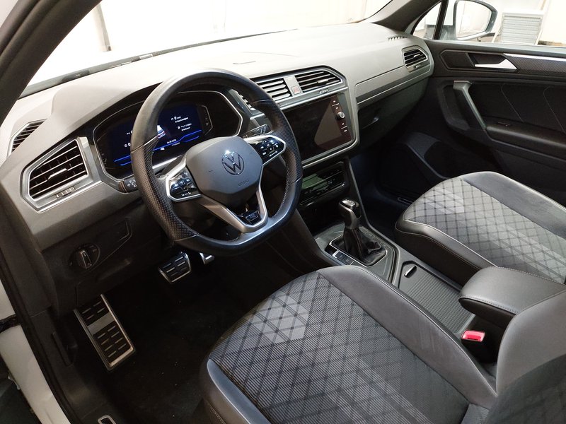 Volkswagen Tiguan 2.0 TDI R-Line • 360° kamera • električna peta vrata — 6