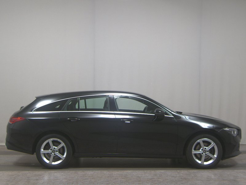 Mercedes-Benz CLA 200 d Shooting Brake automatik Progressive • LED • koža