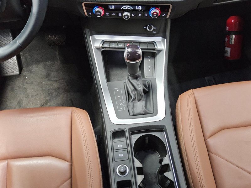 Audi Q3 Sportback 45 TFSI e automatik • koža • navigacija — 6