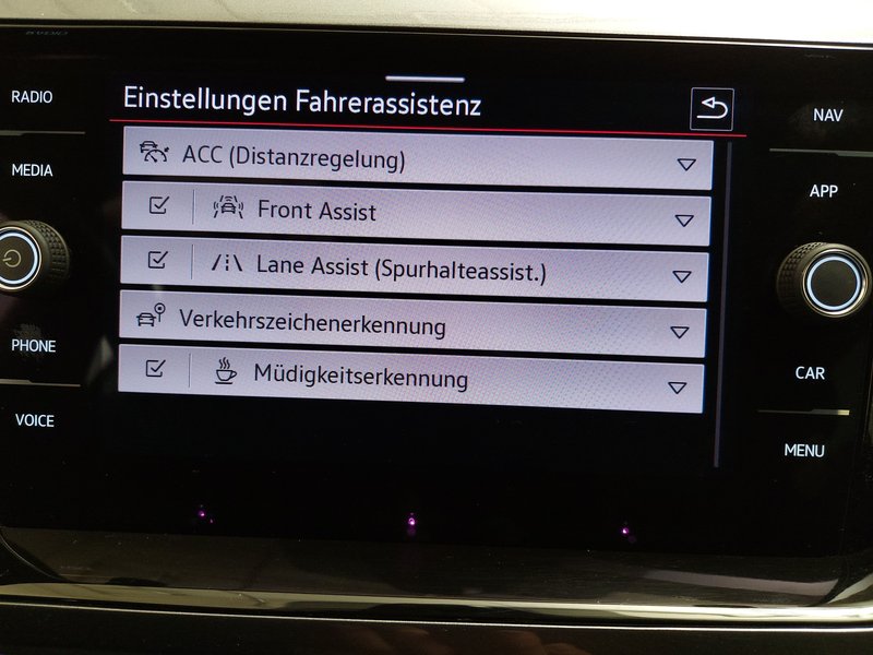 Volkswagen Polo 2.0 TSI automatik GTI • ACC • LED — 22