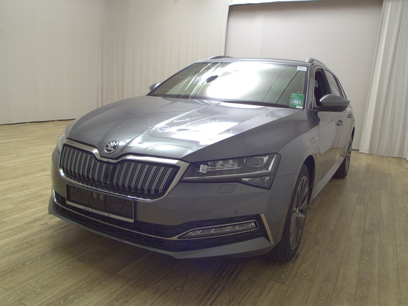 Škoda Superb Combi 1.4 TSI L&K automatik • AHK • Full LED — 2
