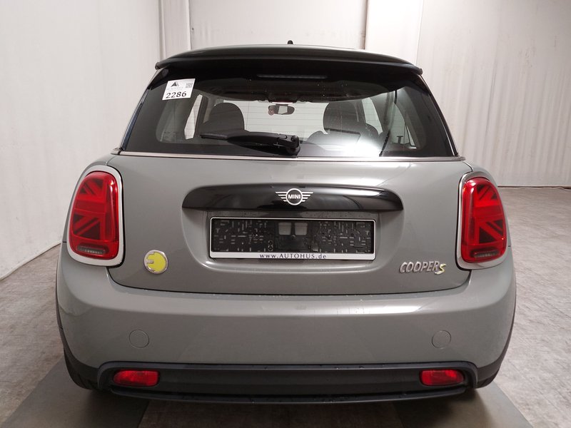 MINI Cooper SE Essential Trim • Full LED • digitalni instrumenti — 16