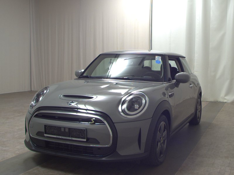 MINI Cooper SE Essential Trim • Full LED • digitalni instrumenti — 2