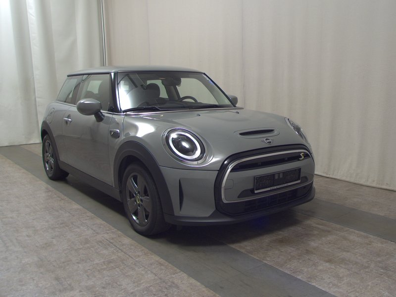 MINI Cooper SE Essential Trim • Full LED • digitalni instrumenti — 3