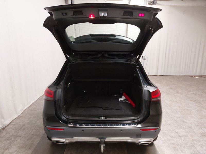 Mercedes-Benz GLA 200 d automatik Progressive • električna peta vrata • LED — 15