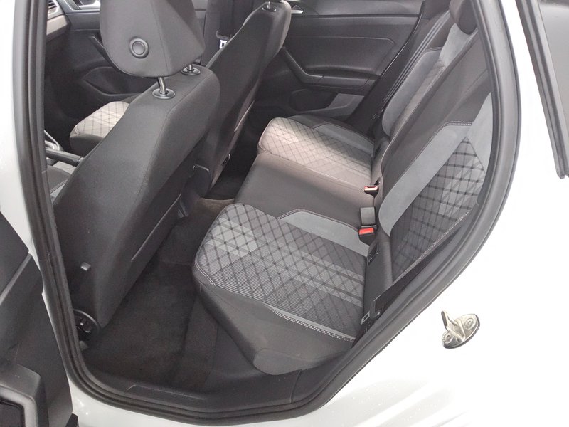 Volkswagen Polo 1.0 TSI automatik R-Line • Full LED • dvozonska klima — 13