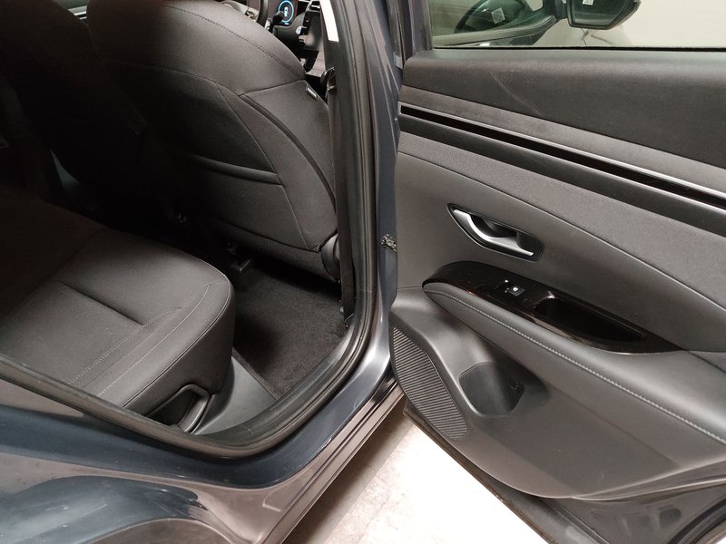 Hyundai Tucson 1.6 CRDI automatik • ACC • bežično punjenje — 11