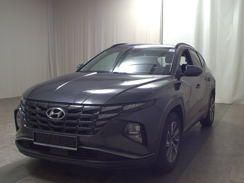 Hyundai Tucson 1.6 CRDI automatik • ACC • bežično punjenje — 2