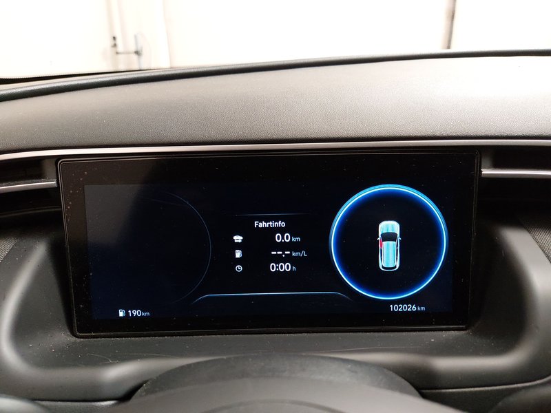 Hyundai Tucson 1.6 CRDI automatik • ACC • bežično punjenje — 20