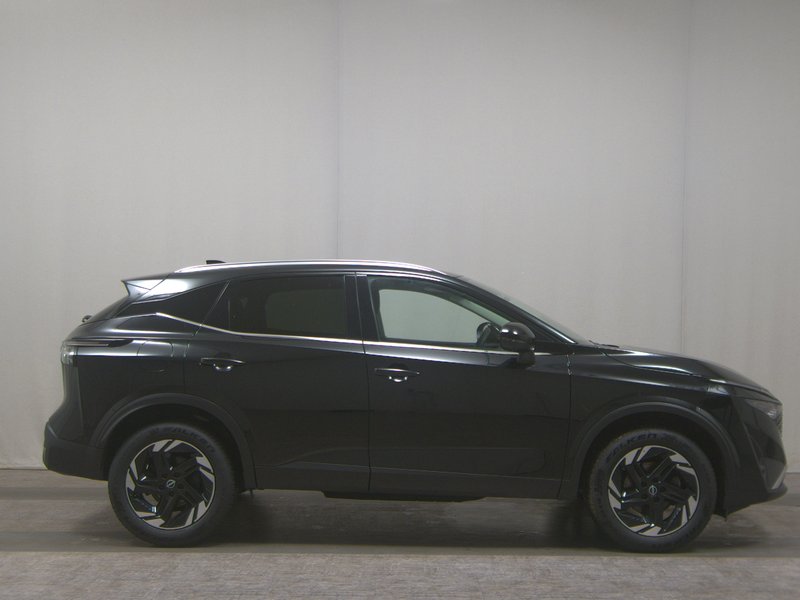 Nissan Qashqai 1.3 DIG-T N-Connecta • ACC • električna vrata