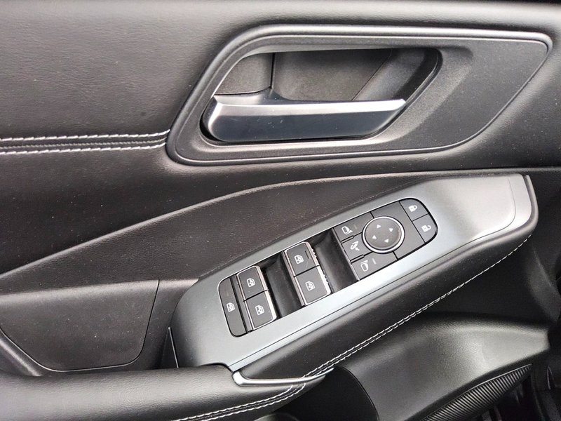 Nissan Qashqai 1.3 DIG-T N-Connecta • ACC • električna vrata — 10